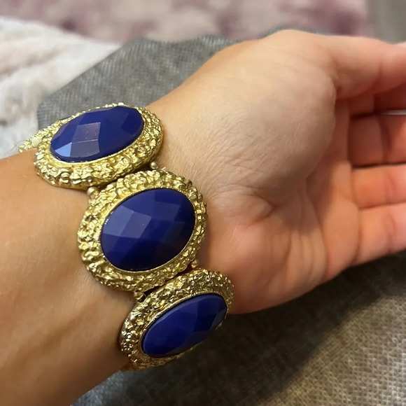 Faux Gold and Blue Beaded Bracelet - Picture 3 of 6